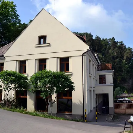 酒店 Podkost Libošovice